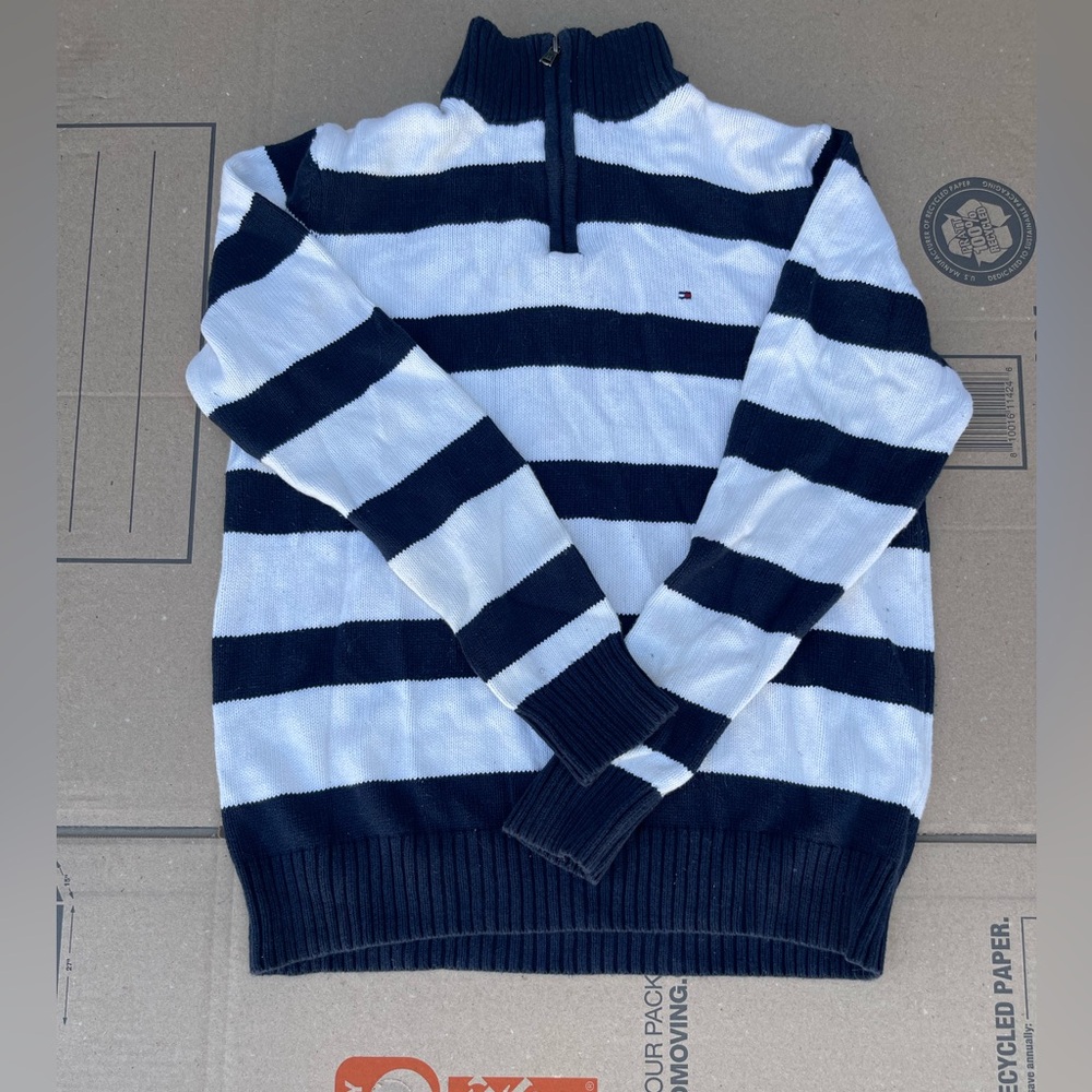 Tommy Hilfiger sweater